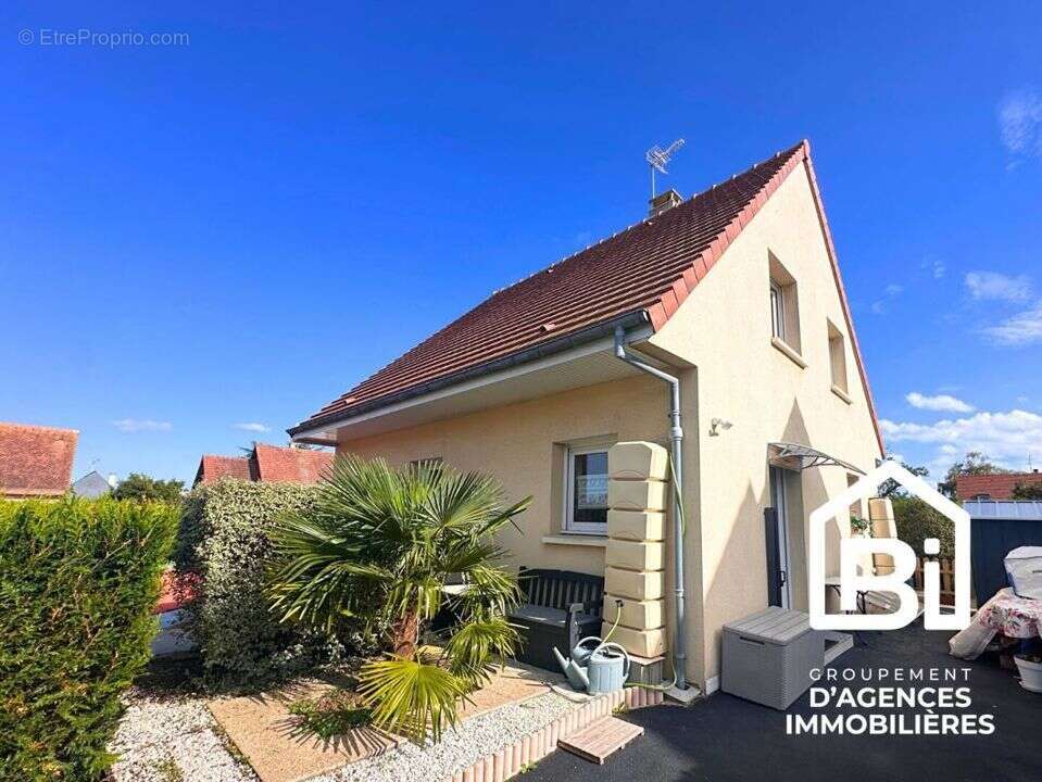 Maison à OUISTREHAM