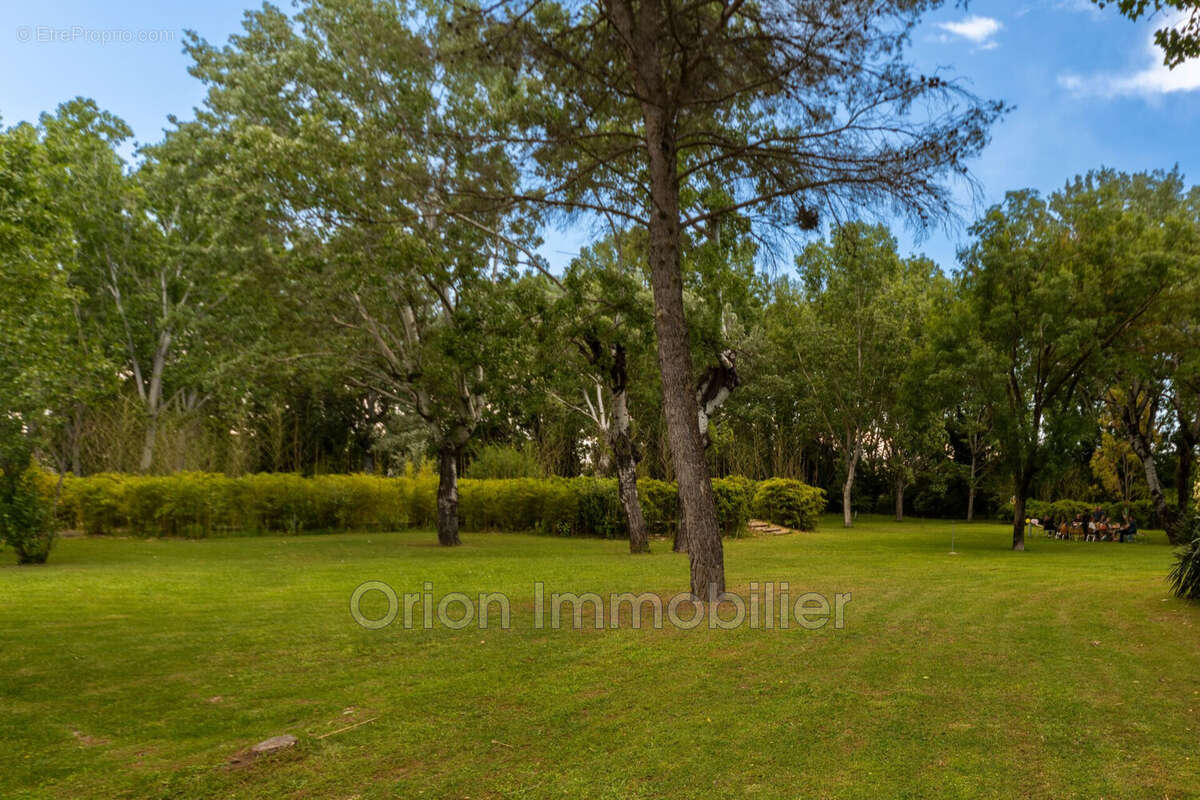 Appartement à MANDELIEU-LA-NAPOULE