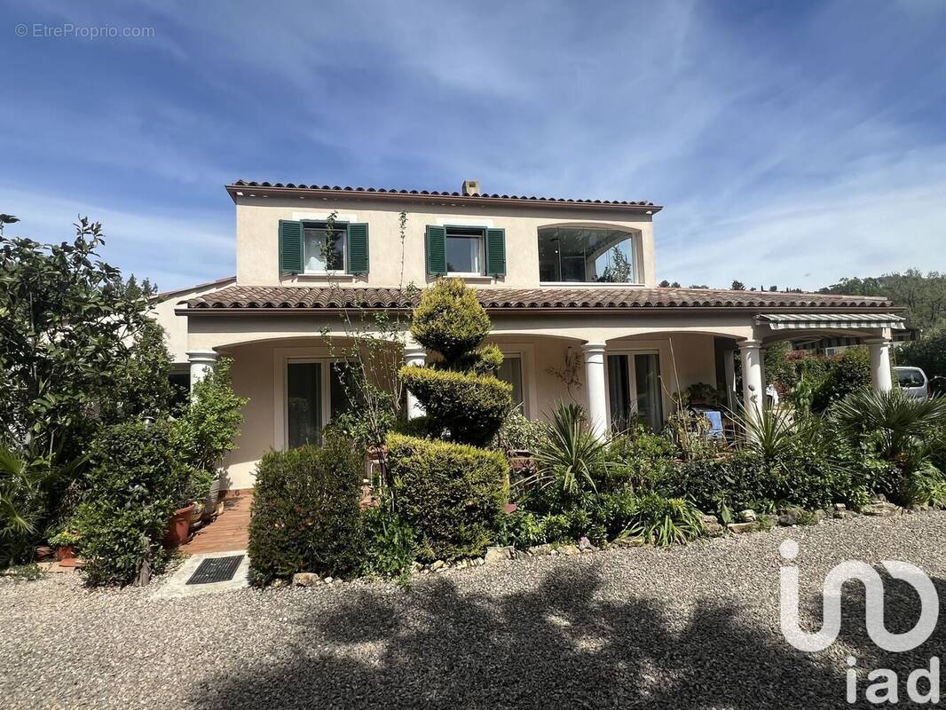 Photo 1 - Maison à CHATEAUNEUF-GRASSE