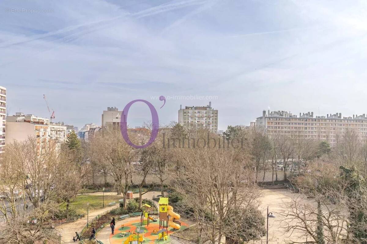 Appartement à PARIS-20E