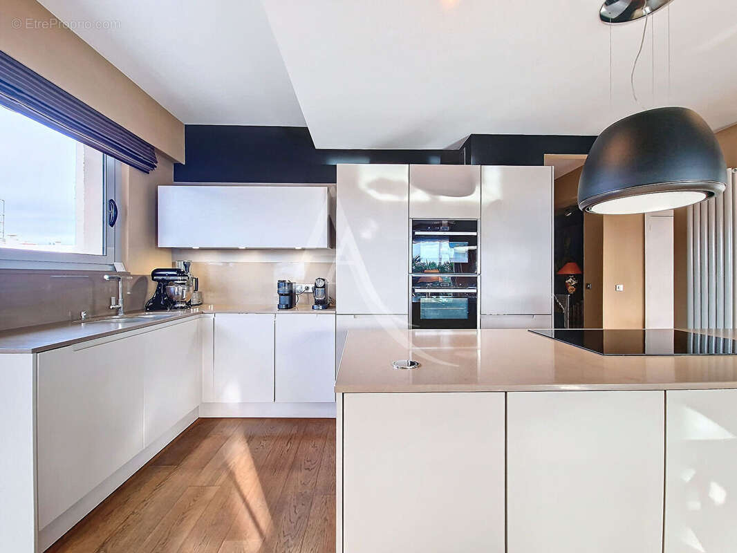 Appartement à LE CANNET