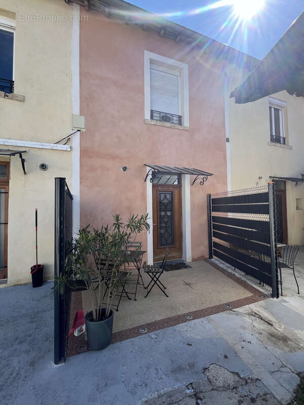 Maison à SAINT-FONS
