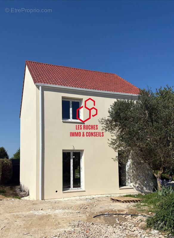 Maison à QUINCY-VOISINS