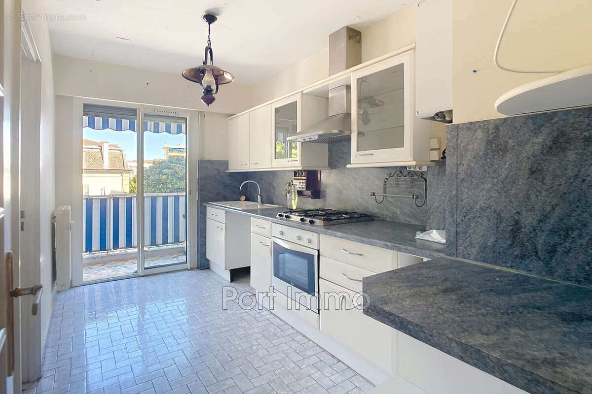 Appartement à CAGNES-SUR-MER