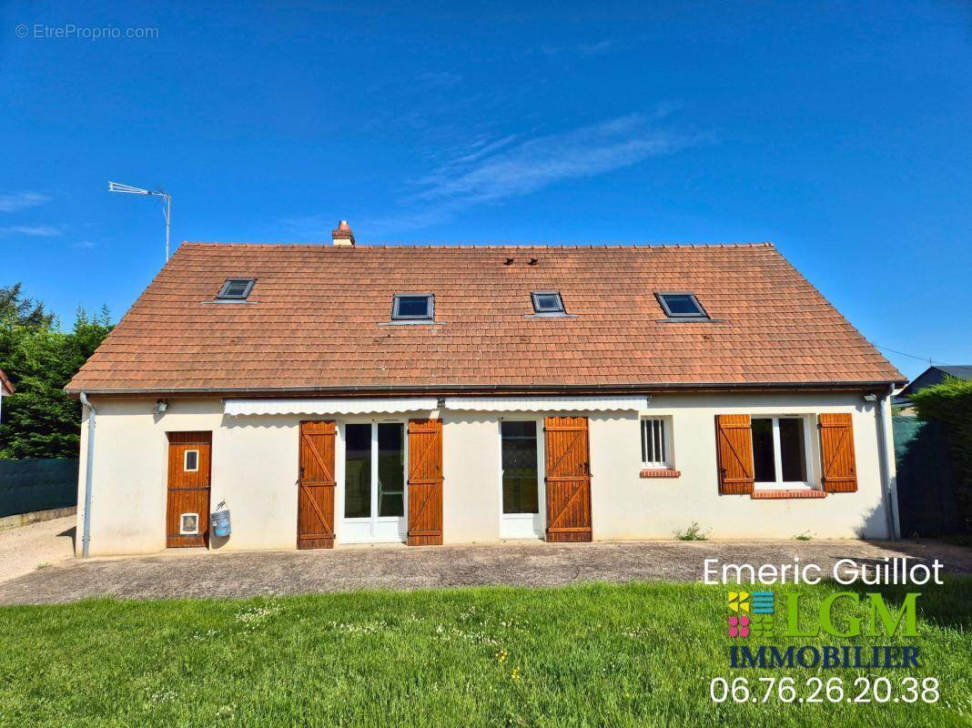 Maison à AVERDON