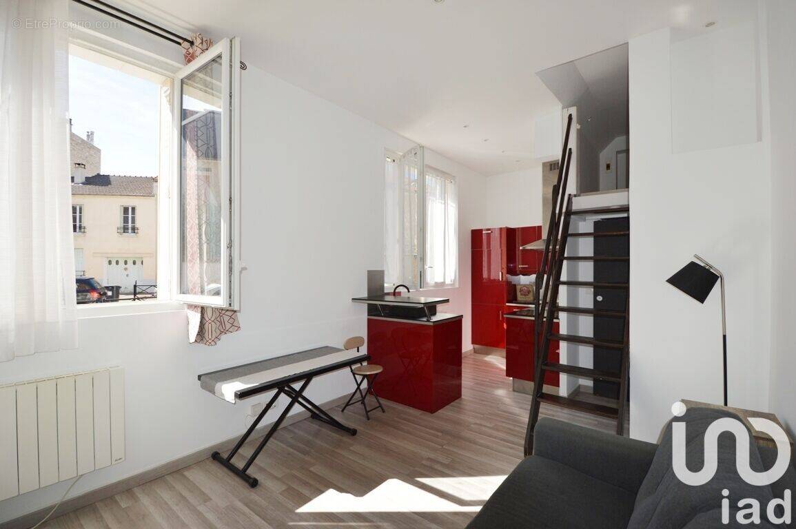 Photo 1 - Appartement à SAINT-MAUR-DES-FOSSES