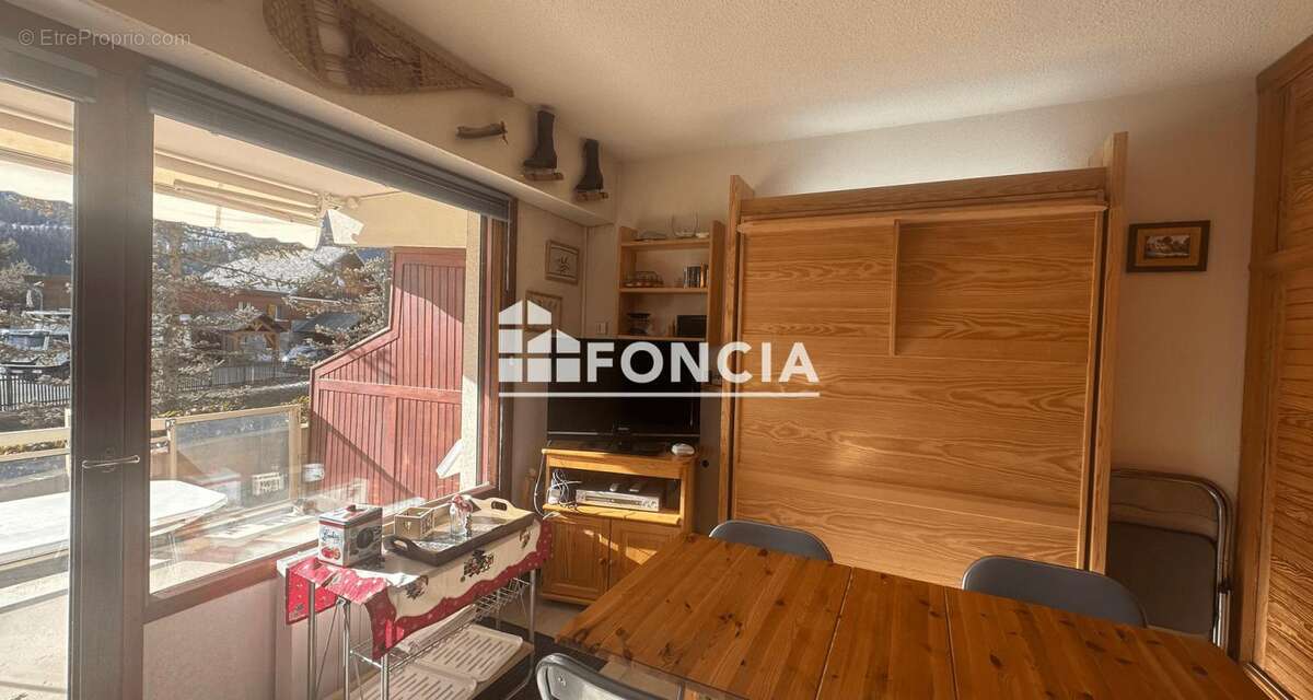 Appartement à SAINT-ETIENNE-DE-TINEE