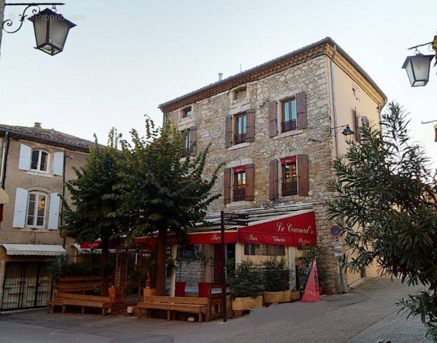 Appartement à VALLON-PONT-D&#039;ARC