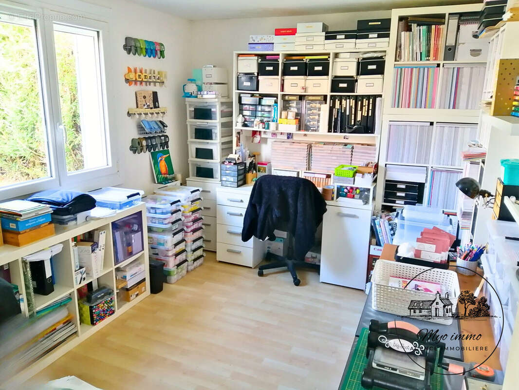 chambre 1 au rez-de-chaussée - Maison à BRAINS