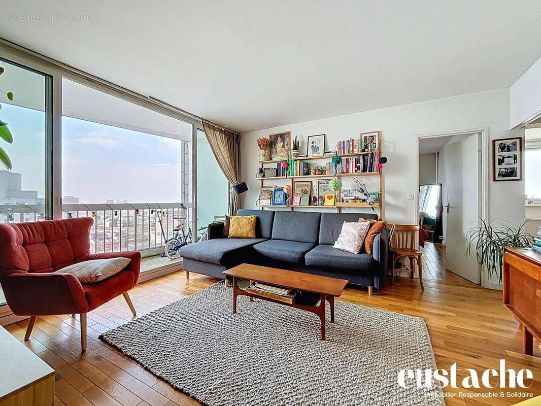 Appartement à PARIS-19E