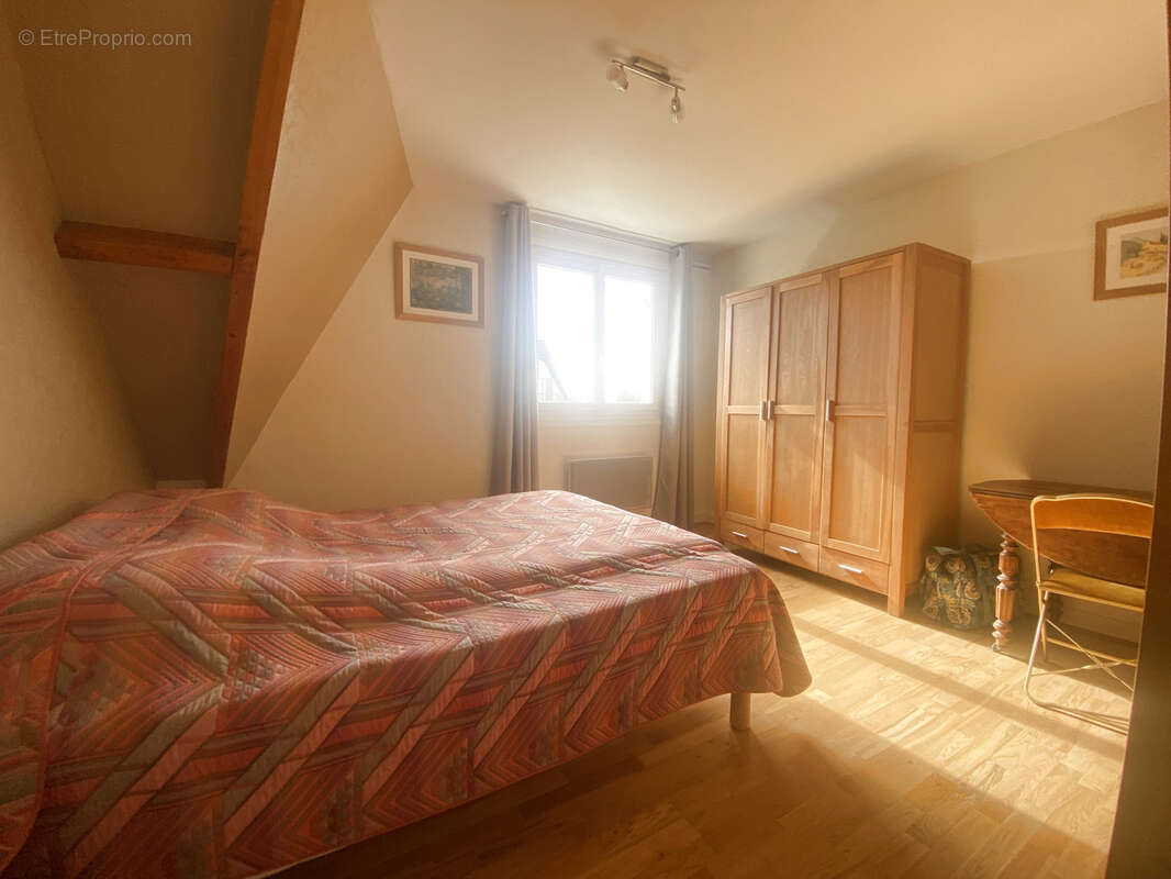 Maison à ETAMPES
