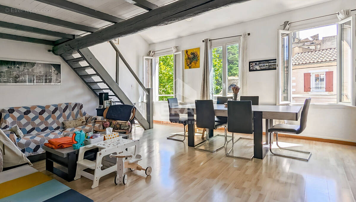 Appartement à BARBENTANE