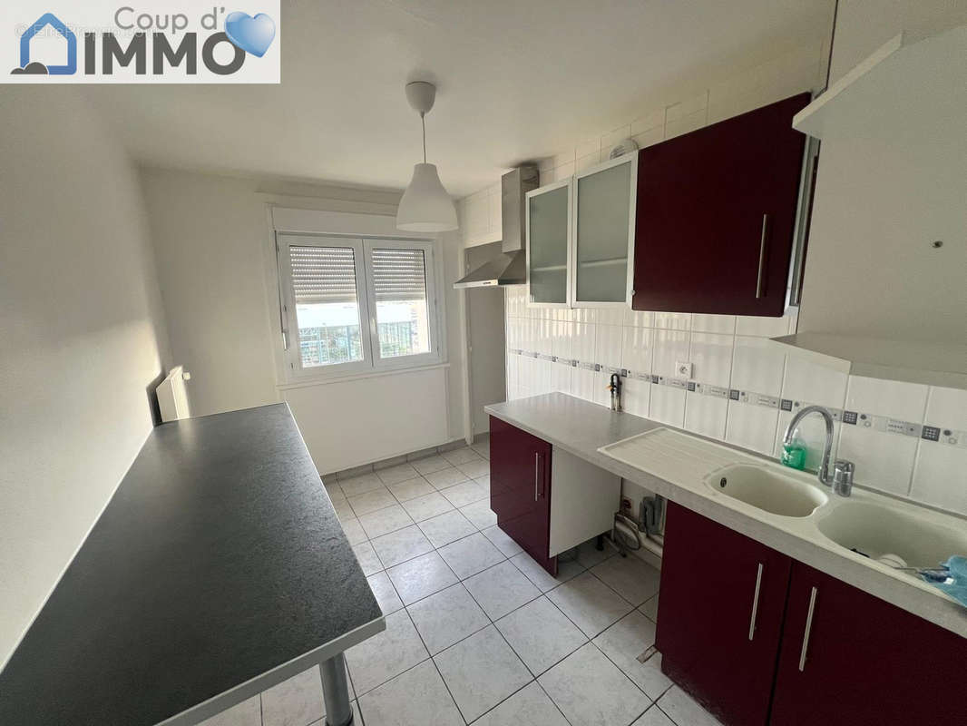 Appartement à LA CHAPELLE-SAINT-LUC