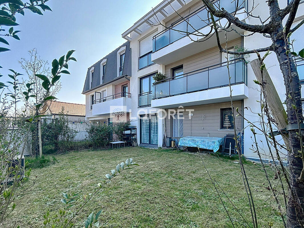 Appartement à LA QUEUE-EN-BRIE