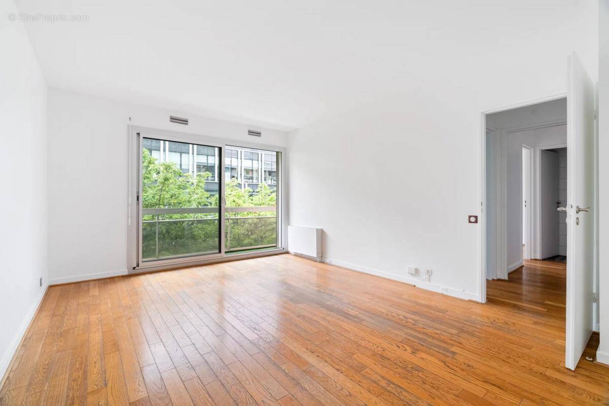 Appartement à PARIS-12E