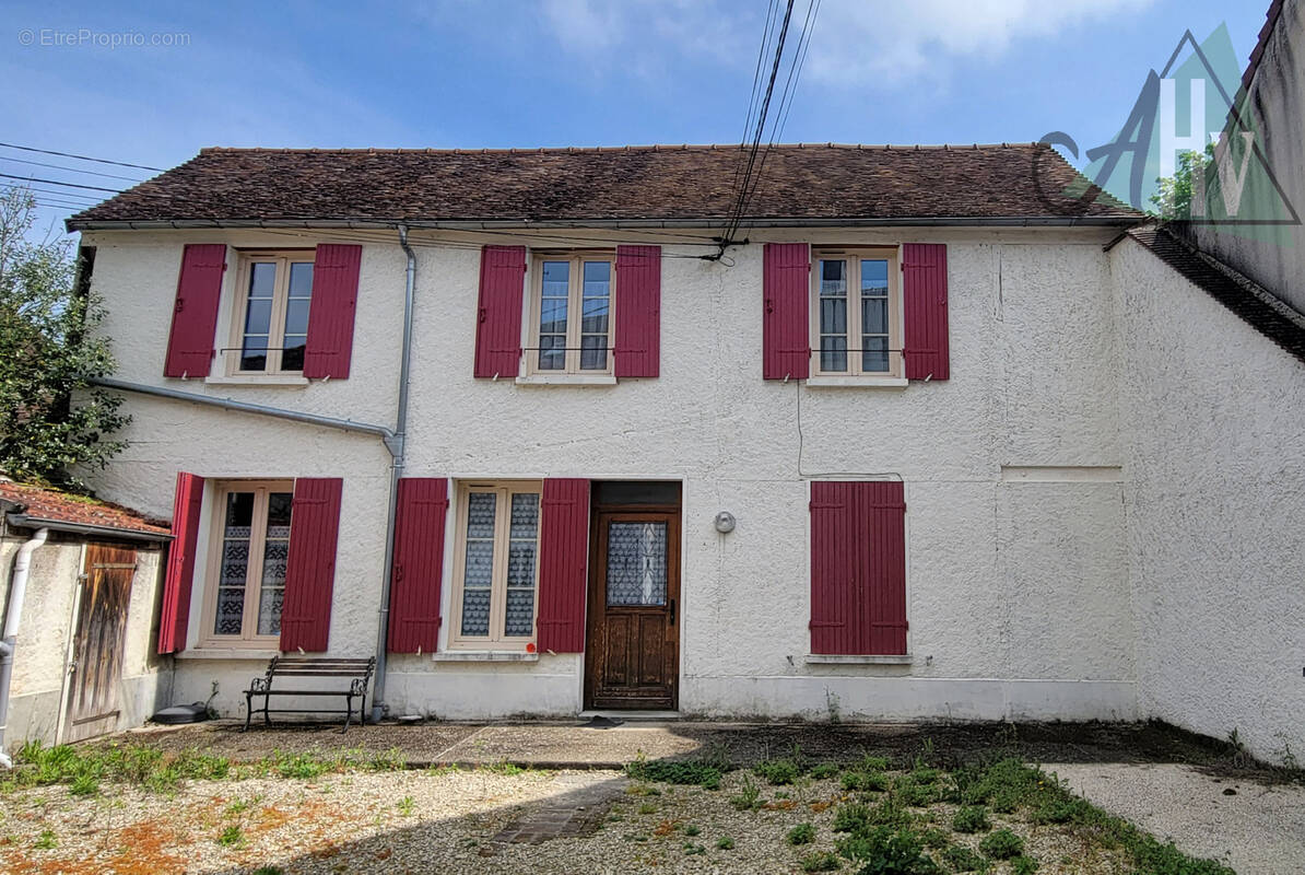 Maison à BRAY-SUR-SEINE