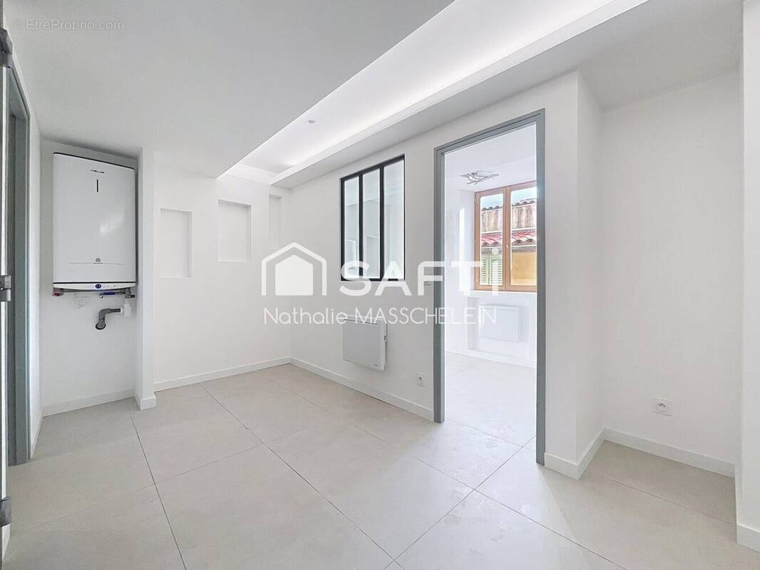 Photo 1 - Appartement à BAGNOLS-EN-FORET