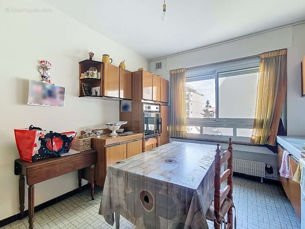Appartement à LYON-7E