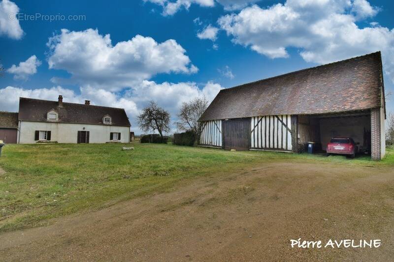 Maison à BROU