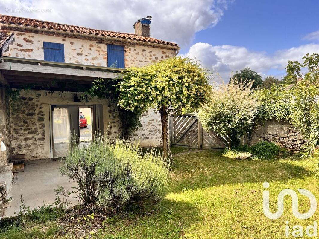 Photo 1 - Maison à LANDERONDE