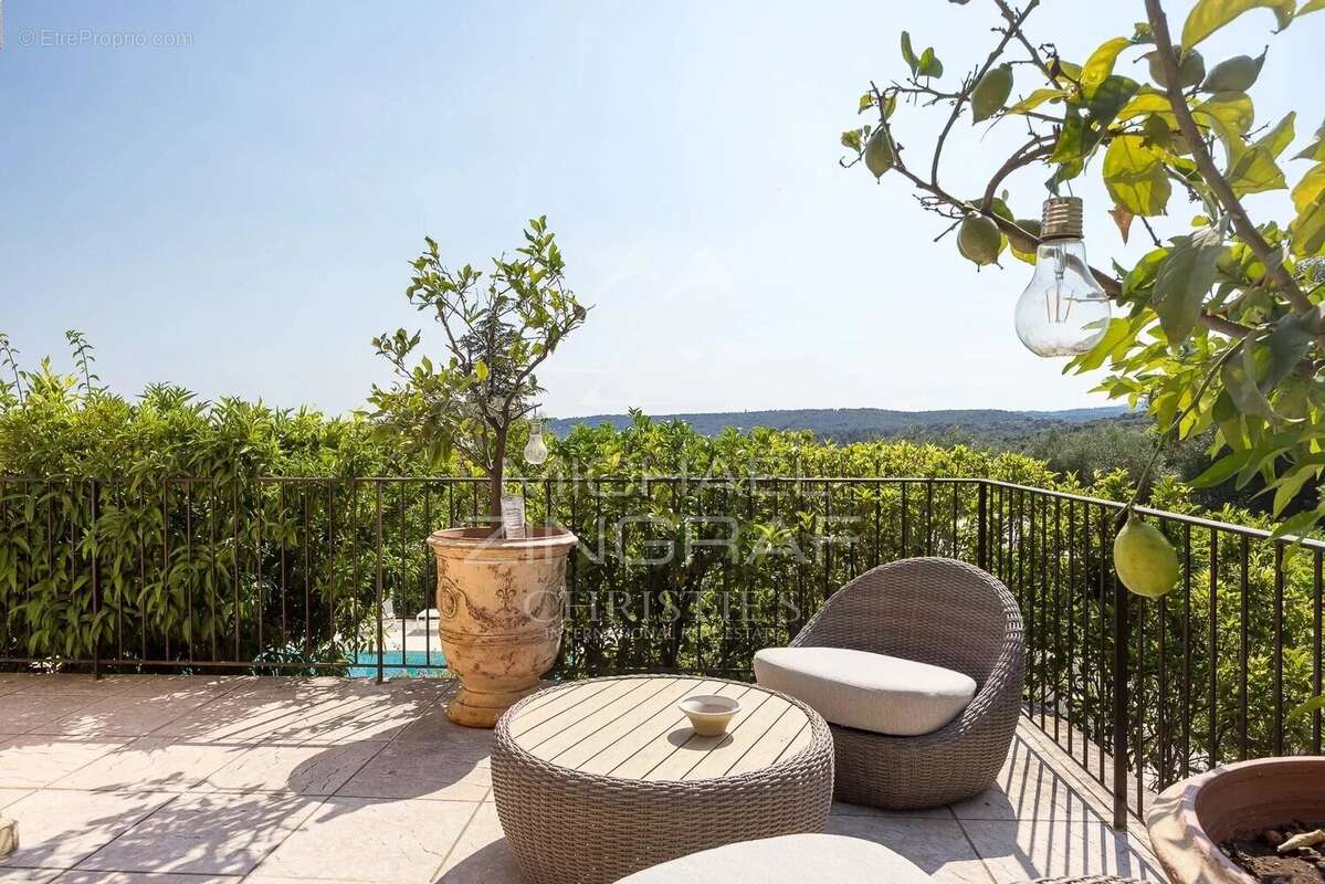Maison à LA COLLE-SUR-LOUP