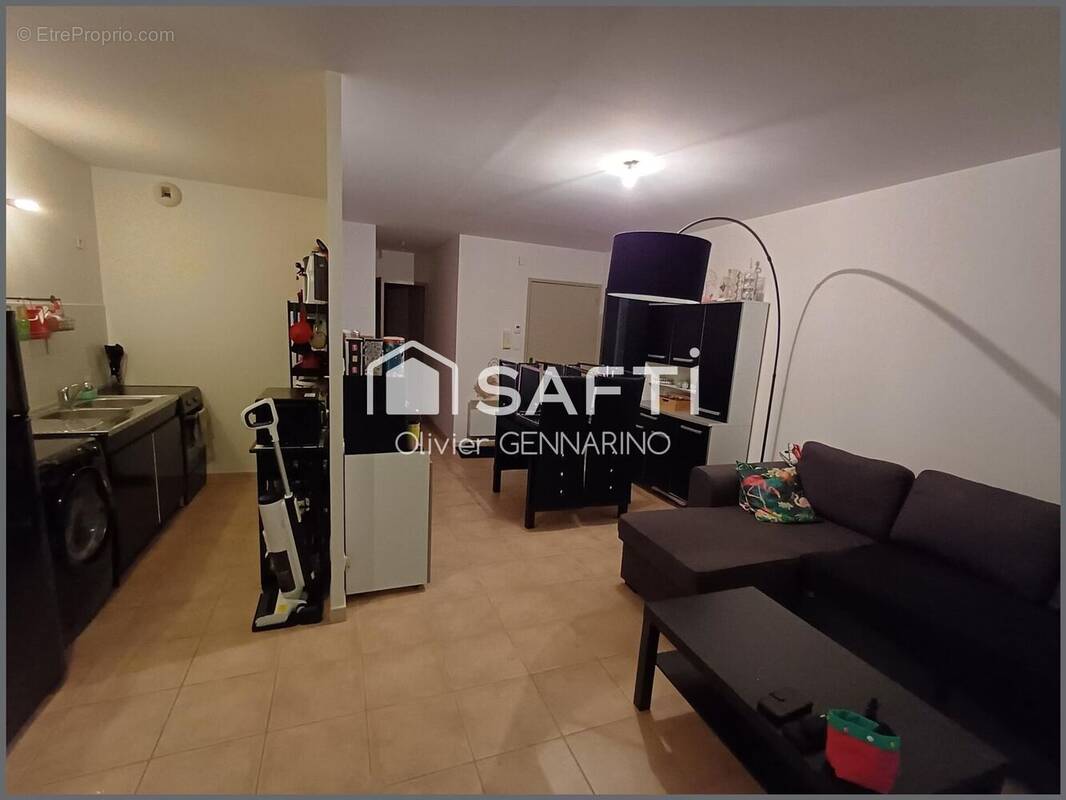 Photo 1 - Appartement à ENTRAIGUES-SUR-LA-SORGUE