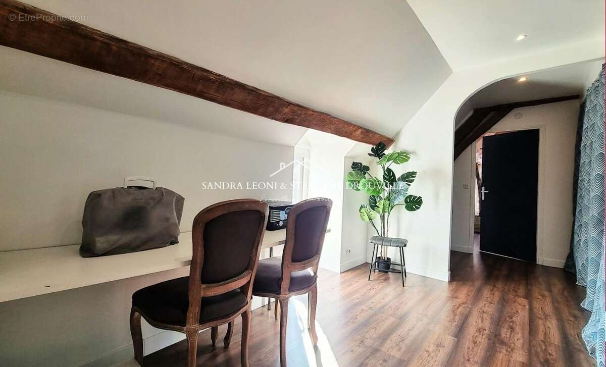 Maison à SAINT-PIAT