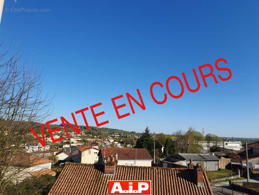Appartement à POUZAUGES