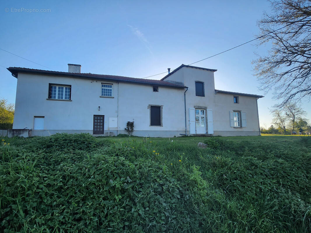 Maison à BALBIGNY