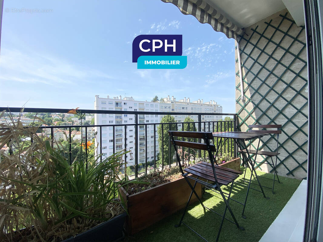 Appartement à CHATILLON