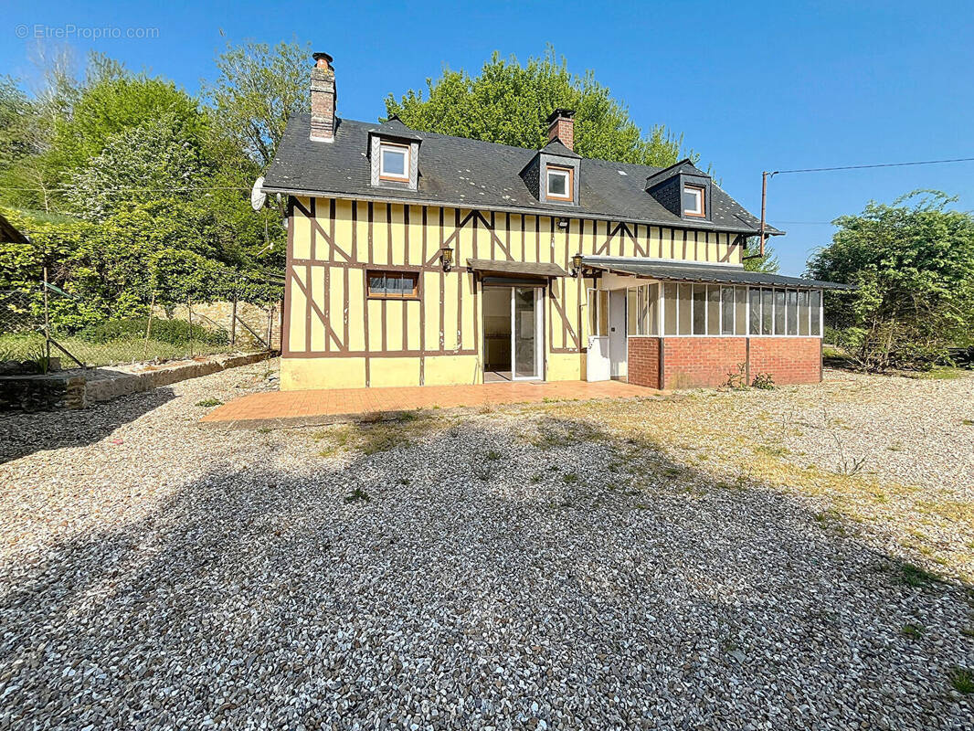 Maison à BERNAY