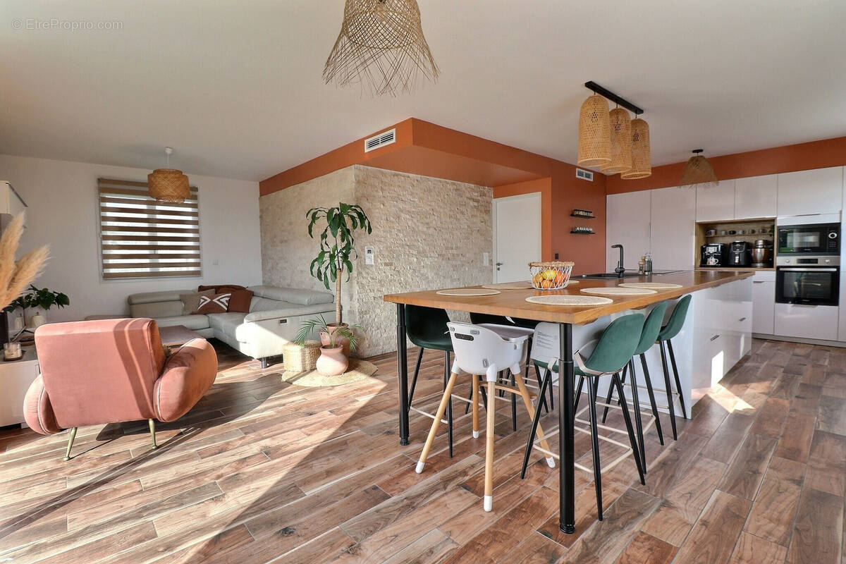 Maison à IZON