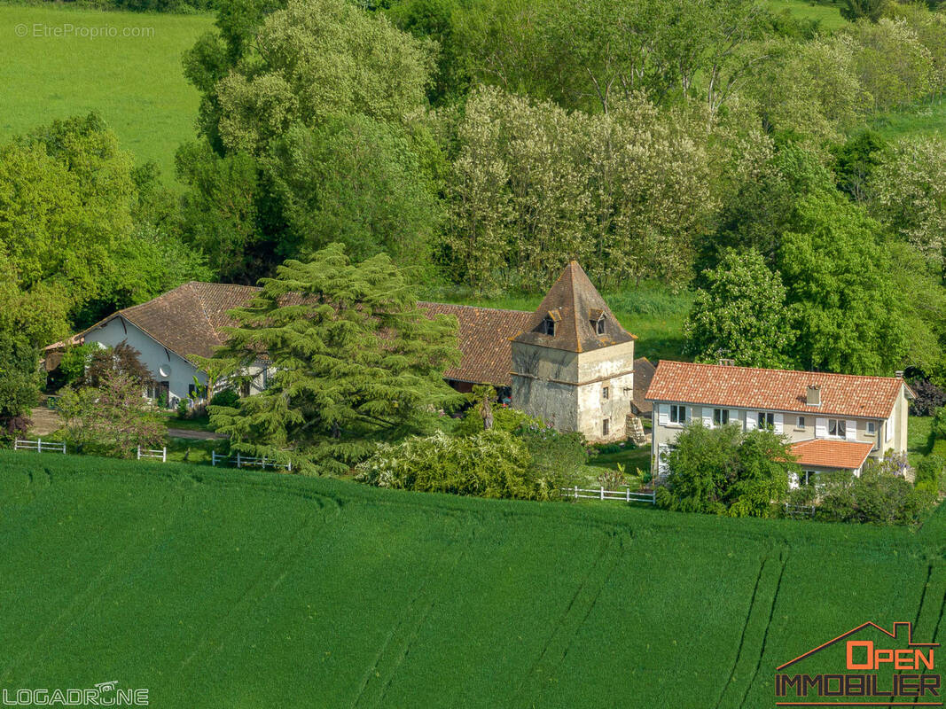 Maison à BIAS