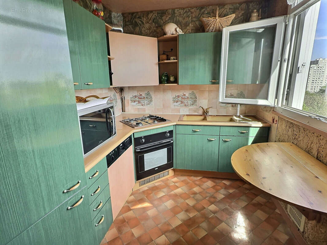 Appartement à IVRY-SUR-SEINE