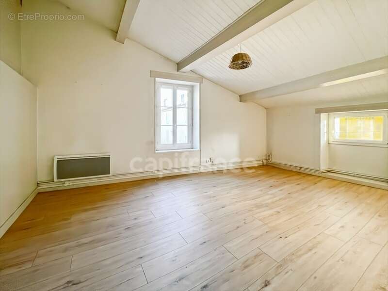 Appartement à COGNAC