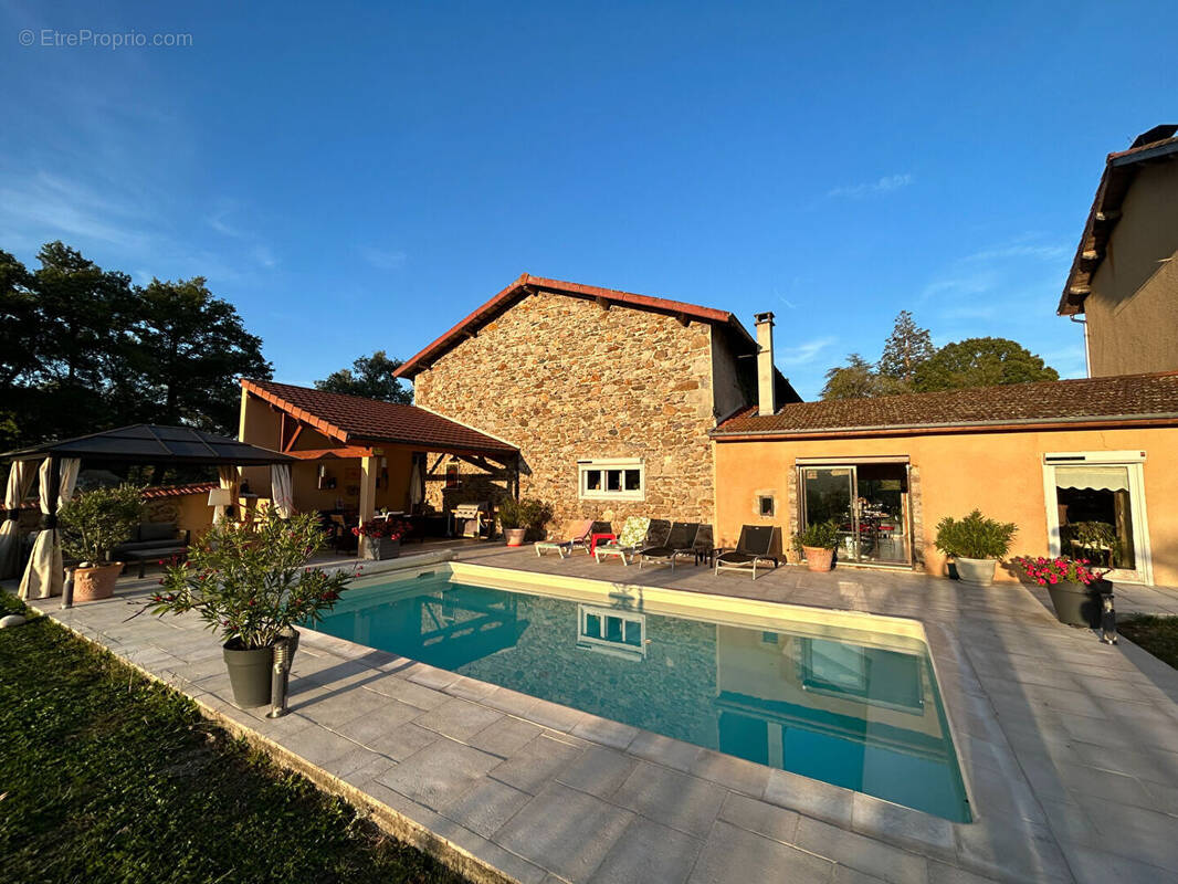 Maison à AMBERT