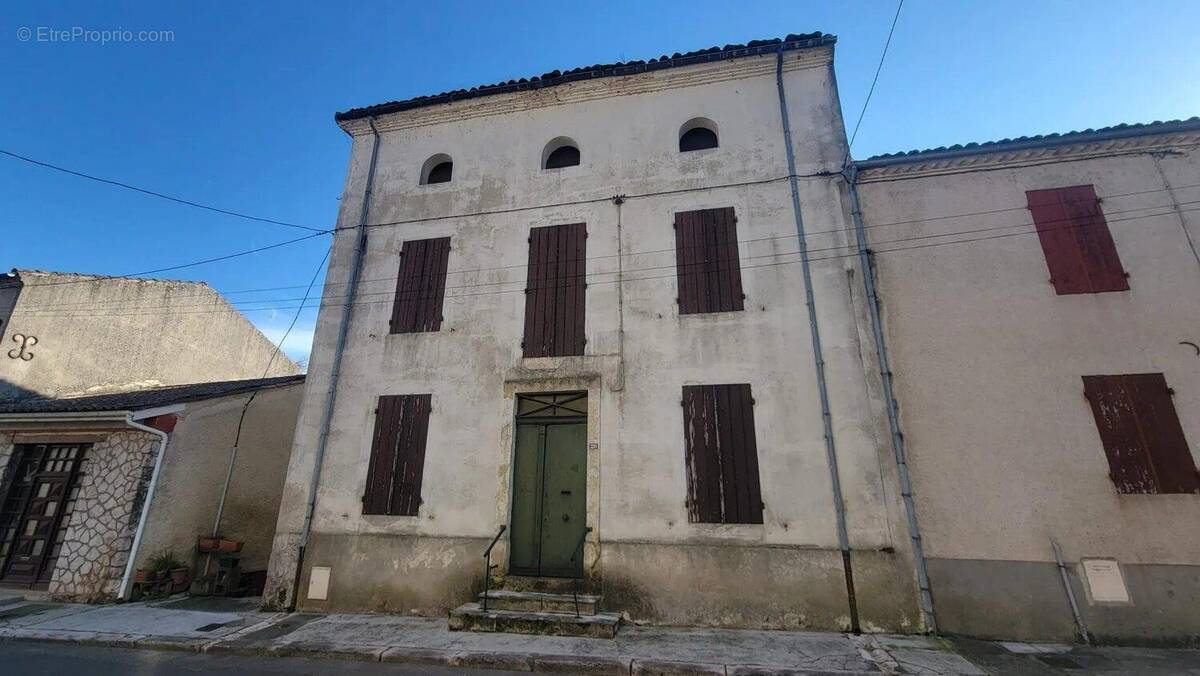 Photo 1 - Maison à PORT-SAINTE-MARIE