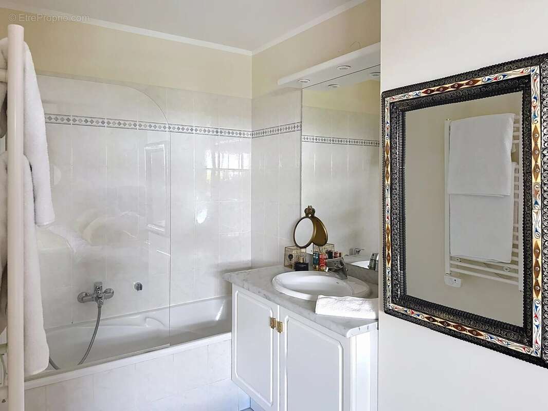 Appartement à MANDELIEU-LA-NAPOULE