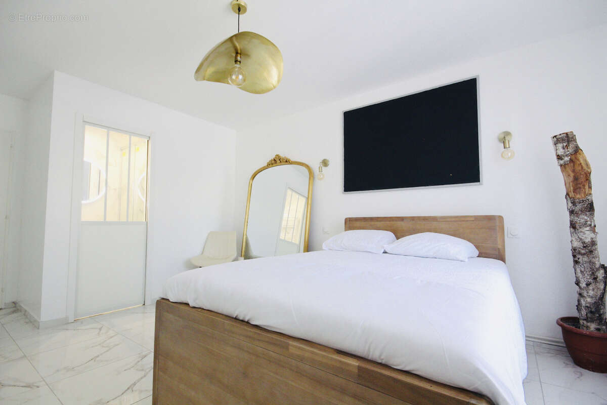 Appartement à SCY-CHAZELLES