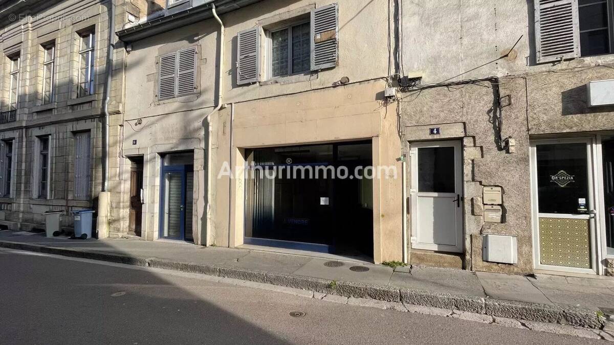 Commerce à LONS-LE-SAUNIER