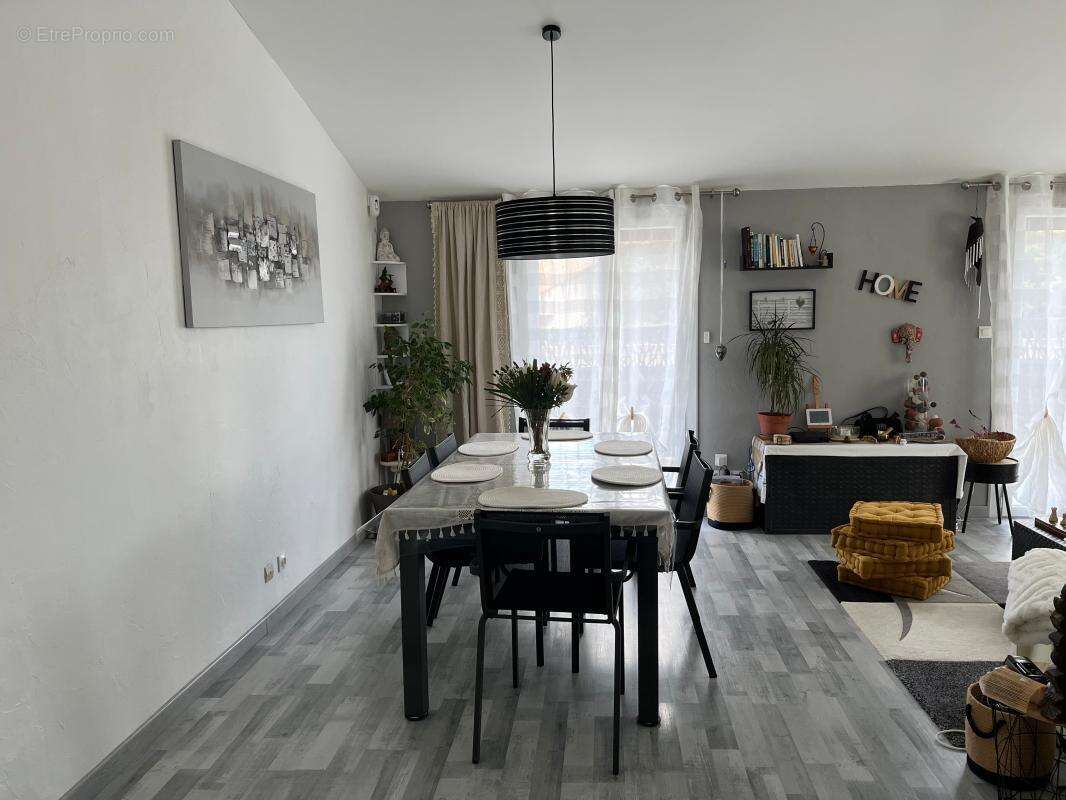 Maison à SERVIAN