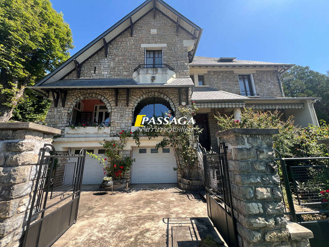 Maison à ESPALION