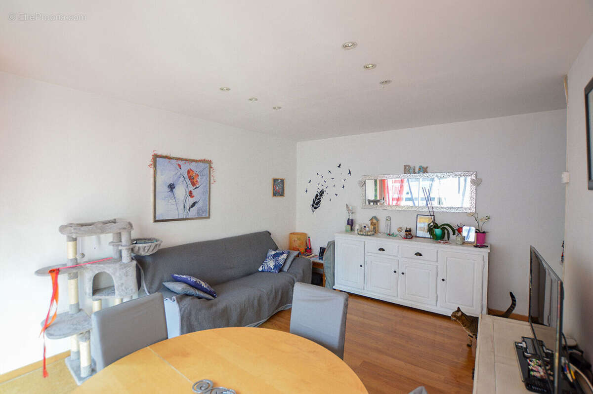 Appartement à MARSEILLE-13E