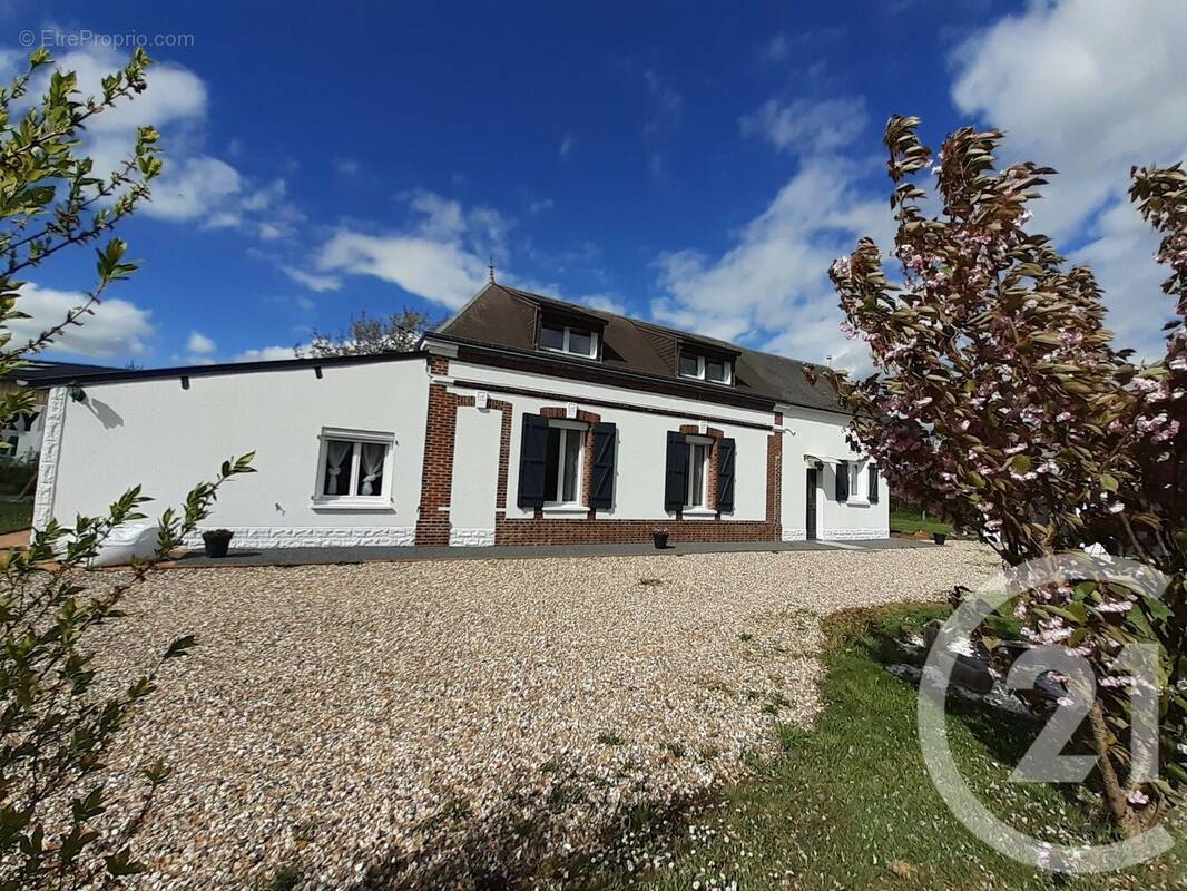 Maison à LA BARRE-EN-OUCHE