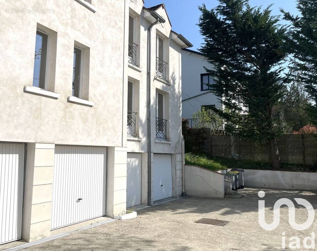 Photo 1 - Appartement à RUEIL-MALMAISON