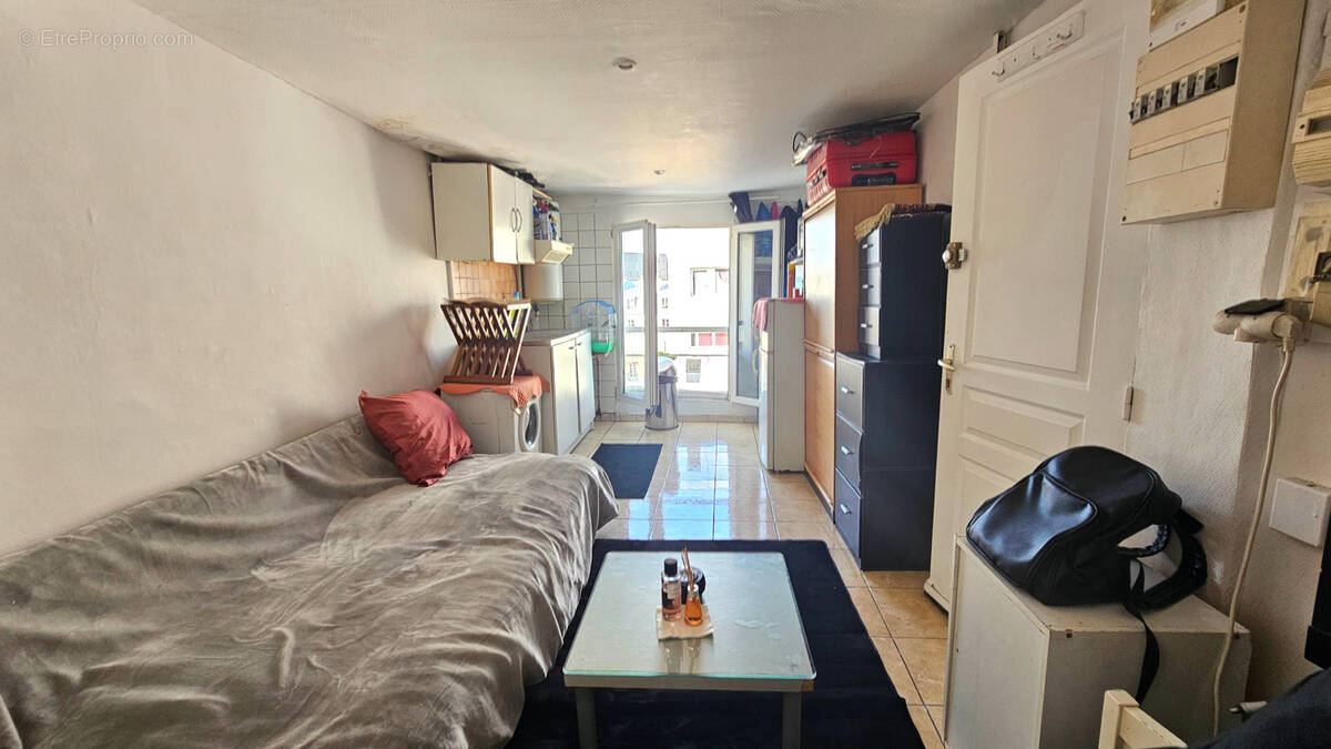 Appartement à PARIS-19E