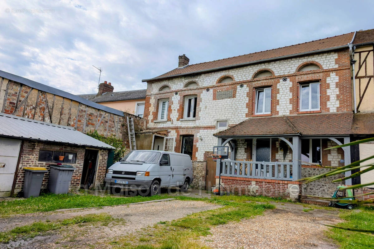 Maison à SAINT-PIERRE-LES-ELBEUF