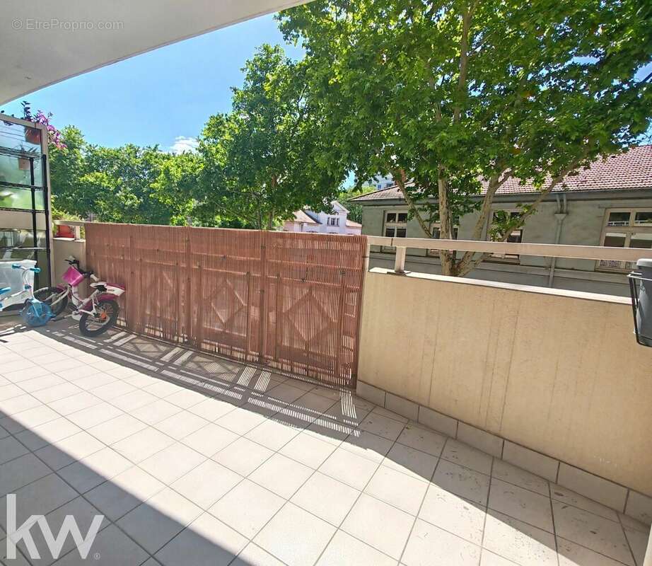 Appartement à LYON-6E