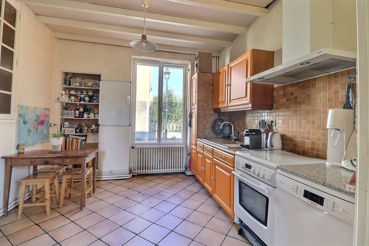 Maison à FONTENAY-LE-FLEURY