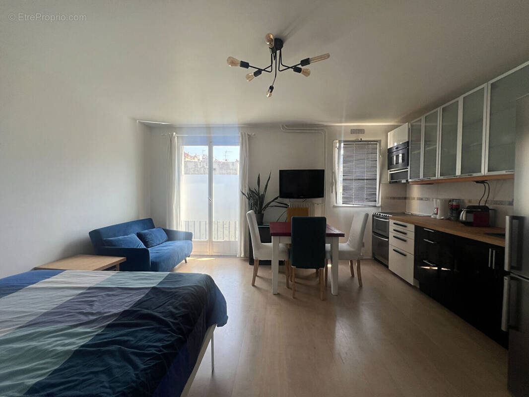 Appartement à PARIS-10E